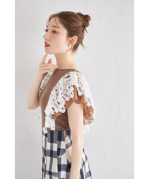 tocco closet(トッコ クローゼット)の「【ZOZO限定】リボンレース×オーガンジーフリルスリーブリブニットトップス(Tシャツ/カットソー・レディース・ネイビー/ブラック/モカ・M)」の21枚目の写真