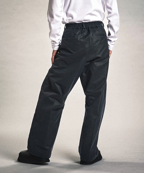 NO ID.（ノーアイディ）の「【NO ID.】Coating Twill Cocoon Trousers / コーティング ツイル コクーン トラウザーズ（その他パンツ・メンズ・ブラック/ネイビー/ブラウン・1(S)/2(M)）」の16枚目の写真