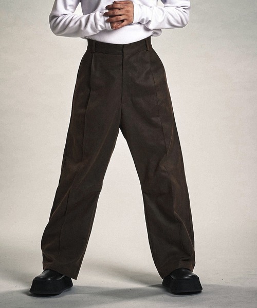 NO ID.（ノーアイディ）の「【NO ID.】Coating Twill Cocoon Trousers / コーティング ツイル コクーン トラウザーズ（その他パンツ・メンズ・ブラック/ネイビー/ブラウン・1(S)/2(M)）」の18枚目の写真