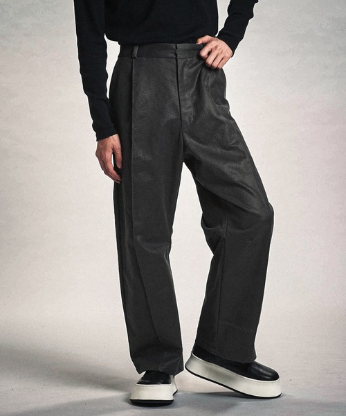 NO ID.（ノーアイディ）の「【NO ID.】Coating Twill Cocoon Trousers / コーティング ツイル コクーン トラウザーズ（その他パンツ・メンズ・ブラック/ネイビー/ブラウン・1(S)/2(M)）」の13枚目の写真