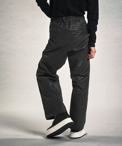 NO ID.（ノーアイディ）の「【NO ID.】Coating Twill Cocoon Trousers / コーティング ツイル コクーン トラウザーズ（その他パンツ・メンズ・ブラック/ネイビー/ブラウン・1(S)/2(M)）」の7枚目の写真