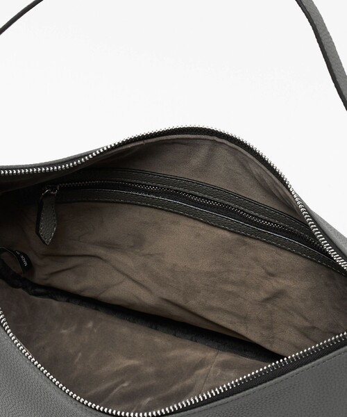green label relaxing（グリーンレーベルリラクシング）の「シボ レザーライク 2WAY ショルダーバッグ（ショルダーバッグ・メンズ・ブラック/グレー系・FREE）」の12枚目の写真