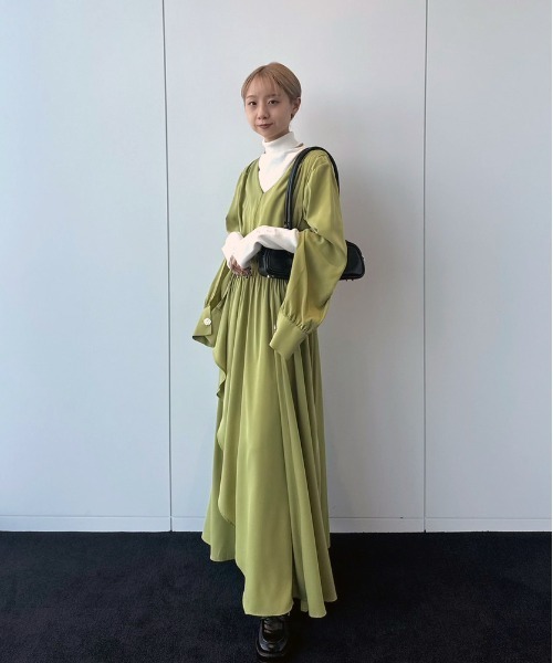 【新品未使用 】　Ameri vintage ワンピース FLARE LAP DETAIL DRESS（ワンピース）｜Ameri（アメリ）の