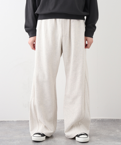 PLATEAU STUDIO / プラトースタジオ Curvy sweat pants（スウェット
