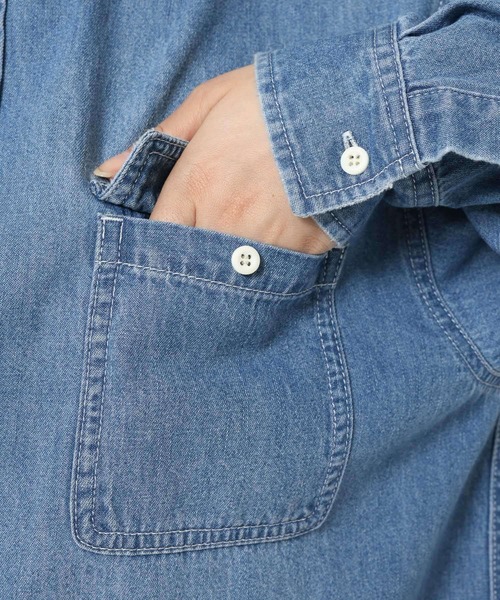 studio CLIP（スタディオクリップ）の「《ウタオ》ダンガリーシャツ（シャツ/ブラウス・レディース・グレー/ライトブルー・FREE）」の16枚目の写真