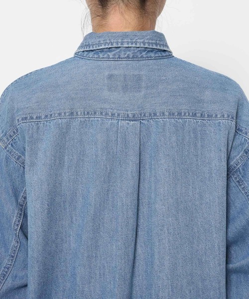 studio CLIP（スタディオクリップ）の「《ウタオ》ダンガリーシャツ（シャツ/ブラウス・レディース・グレー/ライトブルー・FREE）」の19枚目の写真