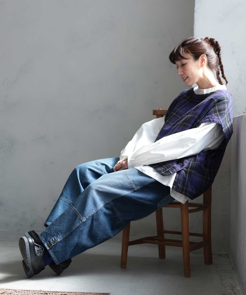 soulberry（ソウルベリー）の「はぎはぎパネるデニム（デニムパンツ・レディース・ブルー・M/4L/3L/LL/L）」の4枚目の写真