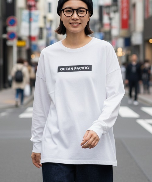Ocean Pacific(オーシャンパシフィック)の「【OP:オーピー】レディースロゴロングTシャツ/スキースノーボード吸水速乾インナー(Tシャツ/カットソー・レディース・ブラック/ホワイト・MEDIUM/LARGE)」の1枚目の写真