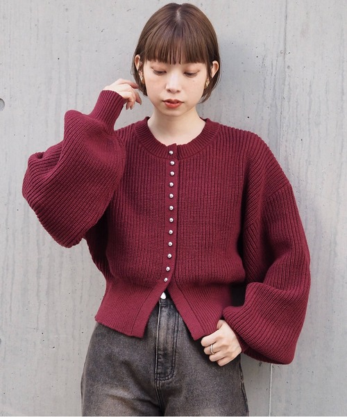 tiptop(ティップトップ)の「畦編メタル釦クルーカーディガン(カーディガン/ボレロ・レディース・チャコールグレー/ブルー/バーガンディー・FREE)」の13枚目の写真