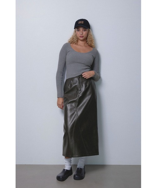 ALEXIA STAM(アリシアスタン)の「Corduroy Cap/ コーデュロイ ロゴキャップ(キャップ・レディース・ネイビー/レッド/ブラック/アイボリー・FREE)」の10枚目の写真