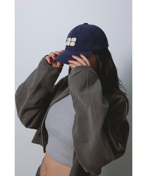 ALEXIA STAM(アリシアスタン)の「Corduroy Cap/ コーデュロイ ロゴキャップ(キャップ・レディース・ネイビー/レッド/ブラック/アイボリー・FREE)」の17枚目の写真
