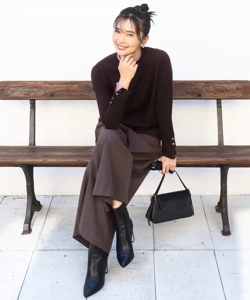 MK MICHEL KLEIN(エムケーミッシェルクラン)の「配色レイヤードデザインニット/洗える(ニット/セーター・レディース・ブラック/グレー/ブルー/ブラウン・38)」の13枚目の写真