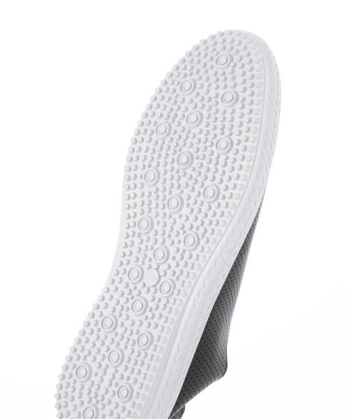 enchanted（エンチャンテッド）の「MELLOW【魔法の靴】パンチングメッシュソフトバブーシュ（スニーカー・レディース・ネイビー/プラチナム/ブラック/アイボリー/シルバー・22.5/23/23.5/24/24.5/25/25.5）」の14枚目の写真