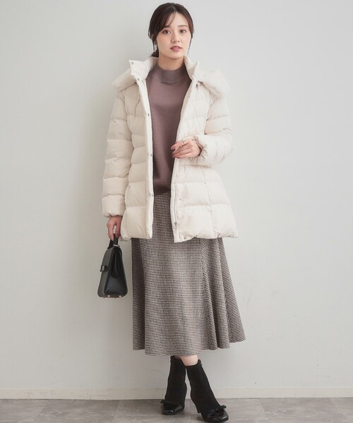 couture brooch（クチュールブローチ）の「【2WAY・ベルト付き】フードフェイクファー ミドル丈ダウンコート（ダウンジャケット/コート・レディース・アイボリー/ブラック・36/42/40/38）」の15枚目の写真