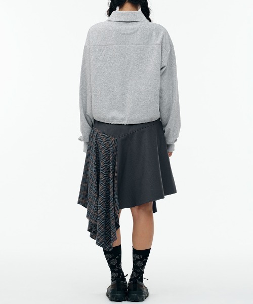 TUOMIO(トゥオミオ)の「【TUOMIO】ROUND COLLAR STRING TOP / 【トゥオミオ】ラウンドカラーストリングハーフジップスェット(スウェット・レディース・ブラック/グレー・S)」の16枚目の写真