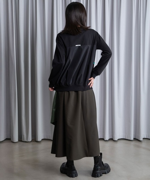 MARECHAL TERRE（マルシャルテル）の「ポケットデザインコンビネーショントップス（Tシャツ/カットソー・レディース・ブラック系その他/サンドベージュ/ホワイト系その他/ベージュ系その他/ブラック・MEDIUM）」の22枚目の写真