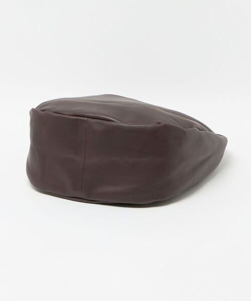 UNITED ARROWS(ユナイテッドアローズ)の「UNFINISHED LEATHER/ショルダーバッグ(ショルダーバッグ・メンズ・ブラック/ダークブラウン・FREE)」の7枚目の写真