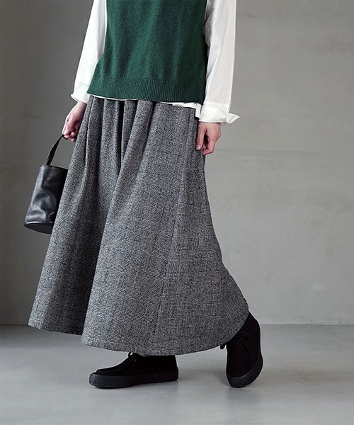 solamonat poche(ソラモナポッシェ)の「ウール袴パンツ(その他パンツ・レディース・チェック/グレー系その他・2.0)」の2枚目の写真