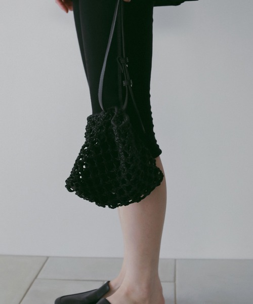 anuke(アンヌーク)の「Macrame Shoulder Bag(ショルダーバッグ・レディース・アイボリー/ブラック・FREE)」の1枚目の写真