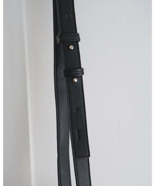anuke(アンヌーク)の「Macrame Shoulder Bag(ショルダーバッグ・レディース・アイボリー/ブラック・FREE)」の10枚目の写真