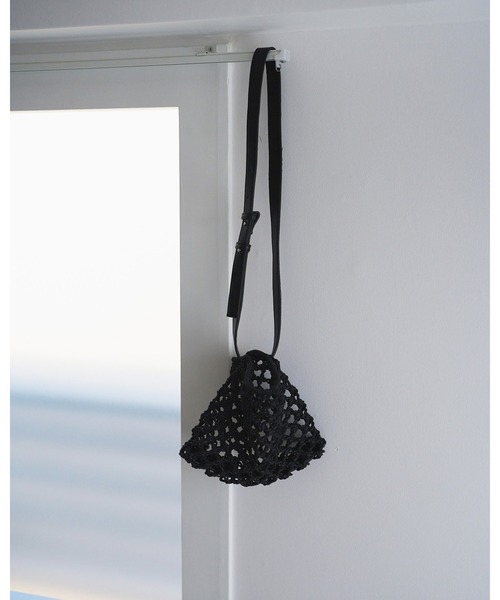 anuke(アンヌーク)の「Macrame Shoulder Bag(ショルダーバッグ・レディース・アイボリー/ブラック・FREE)」の13枚目の写真