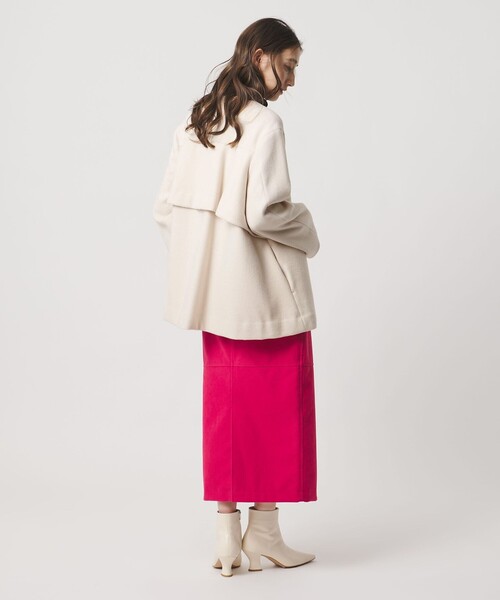 UNITED ARROWS(ユナイテッドアローズ)の「バック フレア ショート コート(その他アウター・レディース・オフホワイト/ブラック/ベージュ・38/36)」の11枚目の写真