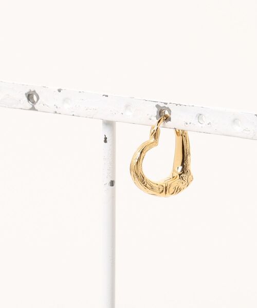 IRIEBEACH(アイリービーチ)の「Open Heart pierce/【ハワイアンジュエリー】【サージカルステンレス】【金属アレルギー対応】【IRIEBEACH / アイリービーチ】つけっぱなしOK(ピアス(片耳用)・レディース・シルバー/ゴールド/ピンク・FREE)」の10枚目の写真