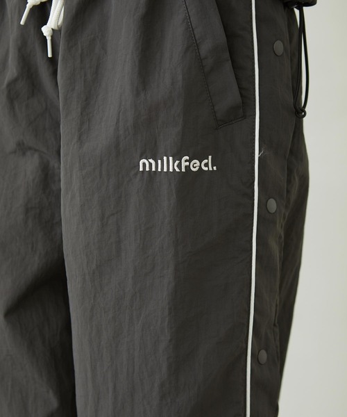 MILKFED.（ミルクフェド）の「CUTOUT LOGO TRACK PANTS（その他パンツ・レディース・ライトピンク/ブラック/チャコール・M/S）」の21枚目の写真