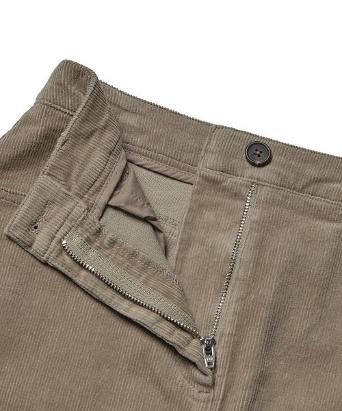 MUSINSA STANDARD WOMAN（ムシンサスタンダードウーマン）の「ウィメンズ コーデュロイ ミディ スカート [ライトベージュ]（スカート・レディース・その他・SMALL/MEDIUM/LARGE/X-SMALL）」の3枚目の写真