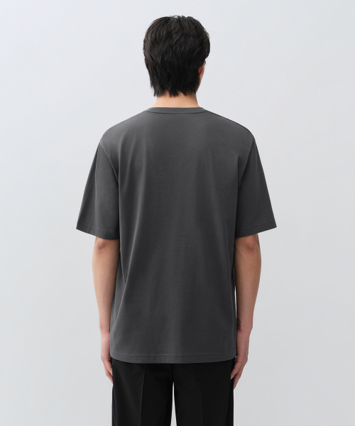 MUSINSA STANDARD（ムシンサスタンダード）の「[クールタンダード] リラックスフィットクルーネックTシャツ [ガンメタル]（Tシャツ/カットソー・メンズ・その他・SMALL/MEDIUM/LARGE/X-LARGE/XX-LARGE/XXX-LARGE）」の5枚目の写真