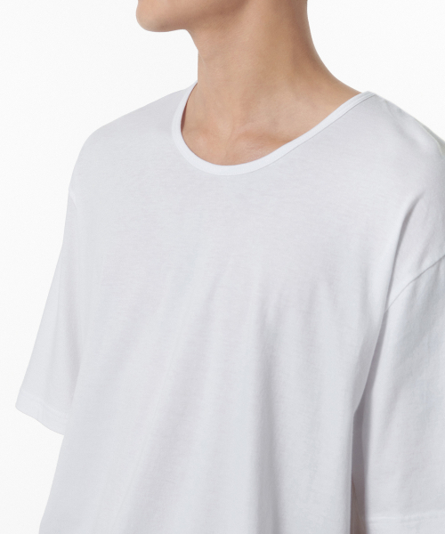 MUSINSA STANDARD（ムシンサスタンダード）の「リラックスドCRスcoopネックTシャツ[ホワイト]（Tシャツ/カットソー・メンズ・その他・XX-LARGE/LARGE/MEDIUM/X-LARGE/SMALL）」の4枚目の写真