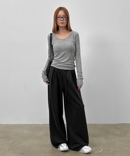 BLACKUP（ブラックアップ）の「[MADE] ベルタックワイドバンディングパンツ（スウェットパンツ・レディース・ブラック/グレー・FREE）」の3枚目の写真