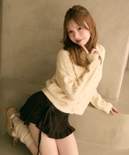 TITTY&CO.（ティティーアンドコー）の「ケーブル編みクルーネックカーディガン（カーディガン/ボレロ・レディース・ピンク/クリーム/グレー・FREE）」の13枚目の写真