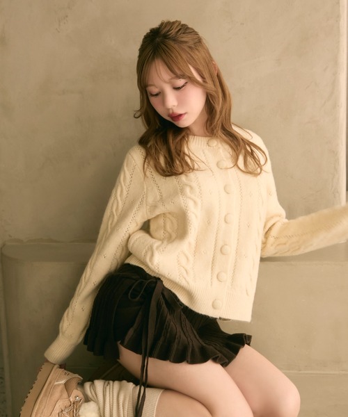 TITTY&CO.（ティティーアンドコー）の「ケーブル編みクルーネックカーディガン（カーディガン/ボレロ・レディース・ピンク/クリーム/グレー・FREE）」の14枚目の写真