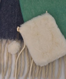 TONE SELECT GOODS | 【float】ふわふわ ファー チャーム付きミニショルダーバッグ【6色展開】(ショルダーバッグ)