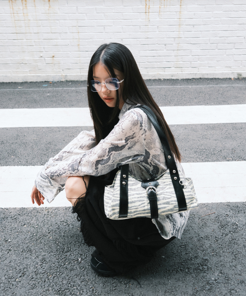 SQUARE LINE(スクエアライン)の「ノジア_ゼブラ(ショルダーバッグ・レディース・ゼブラ・FREE)」の3枚目の写真