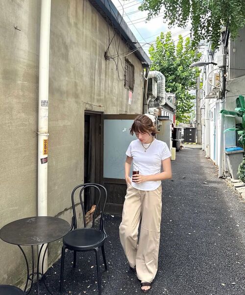 MONGDOL(モンドル)の「エッセンシャルストレートパンツベージュ MDPT051BEIGE(その他パンツ・レディース・その他・LARGE/MEDIUM/SMALL)」の11枚目の写真
