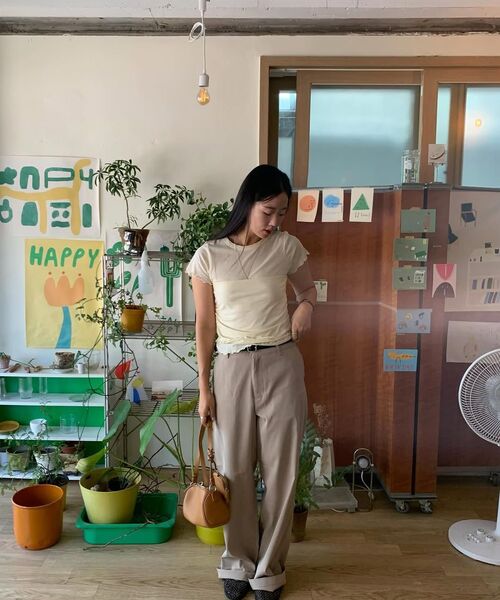 MONGDOL(モンドル)の「エッセンシャルストレートパンツベージュ MDPT051BEIGE(その他パンツ・レディース・その他・LARGE/MEDIUM/SMALL)」の16枚目の写真