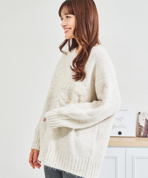 MISCH MASCH(ミッシュマッシュ)の「ZOZO限定 リボンモチーフふわもこニット(ニット/セーター・レディース・アイボリー/ブラウン・フリ-)」の3枚目の写真