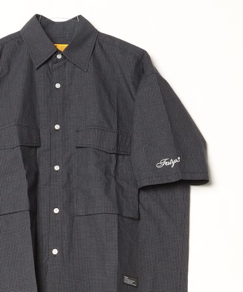 FAT(エフエイティー)の「CROPWEP(シャツ/ブラウス・メンズ・オフホワイト/ブラック・JUMBO(XXL)/FAT(XL)/SKINNY(L)/TITCH(M))」の4枚目の写真