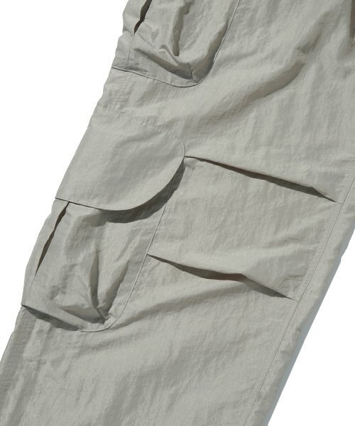 suade（スエード）の「NYLON CARGO PANTS [LIGHT GRAY]（その他パンツ・レディース・その他・SMALL）」の10枚目の写真