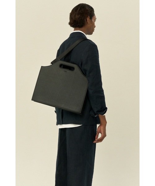 PROXY.L(プロキシエル)の「Solid Briefcase (Large/Black)(ビジネスバッグ・レディース・その他・FREE)」の6枚目の写真