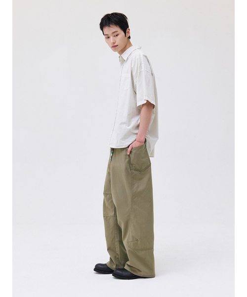 AKECII(アケシ)の「タマウォッシュドコットンパンツ-カーキ(その他パンツ・メンズ・その他・SMALL/MEDIUM/LARGE)」の2枚目の写真