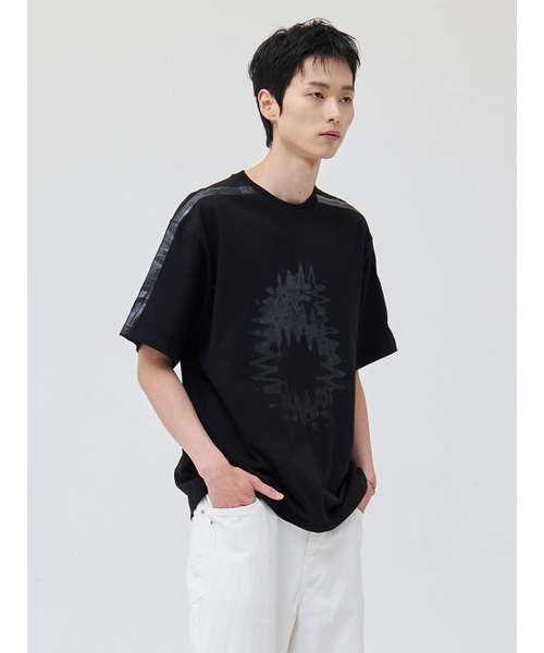 AKECII(アケシ)の「エイタ シーリング ハーフTシャツ-ブラック(Tシャツ/カットソー・メンズ・その他・MEDIUM/LARGE)」の4枚目の写真