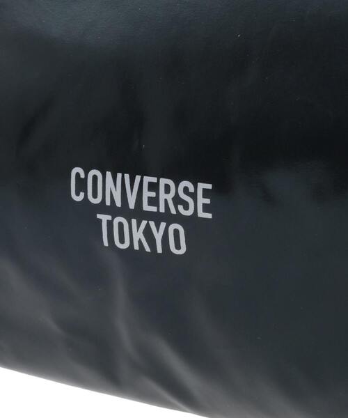CONVERSE TOKYO(コンバーストウキョウ)の「PADDED SQUARE HAND BAG(ハンドバッグ・レディース・シルバー/ブラック・FREE)」の12枚目の写真