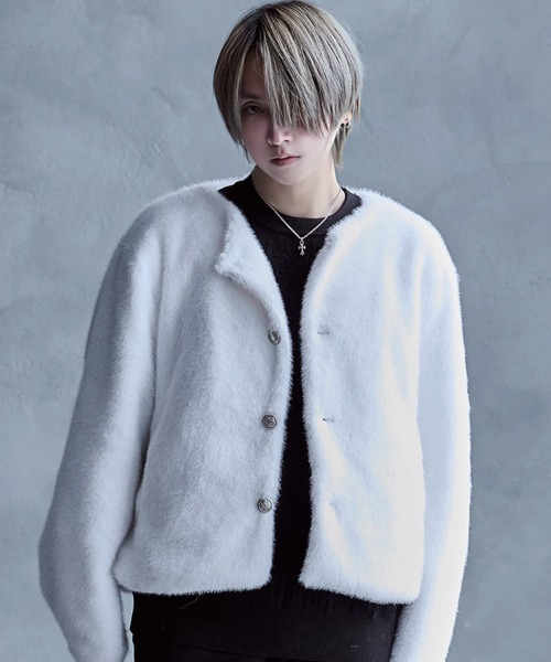 SILVER BULLET（シルバーバレット）の「『CavariA/キャバリア』ノーカラーファーJKT（ノーカラージャケット・メンズ・ホワイト/ブラック・M/L）」の2枚目の写真