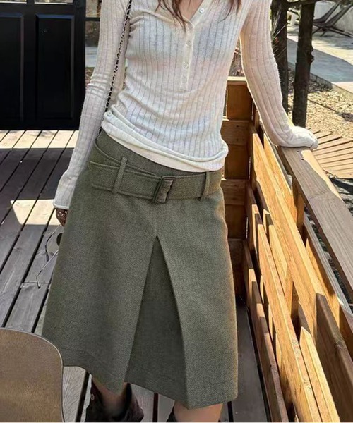 AsheKsha(アシクシャ)の「タイトル:おしゃれで若々しく見える万能スカート Aラインスカート(スカート・レディース・カーキ・S/M)」の9枚目の写真