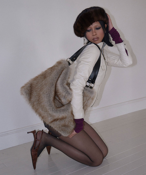 SAND MUSEUM（サンドミュージアム）の「FLAP HOBO BAG [Fur Brown]（ショルダーバッグ・レディース・その他・FREE）」の7枚目の写真