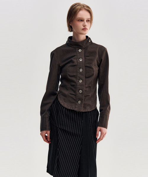 KIMZISU(キムジス)の「Button Up Tucked Jacket _ BROWN(デニムジャケット・レディース・ブラウン・S/M/L)」の6枚目の写真
