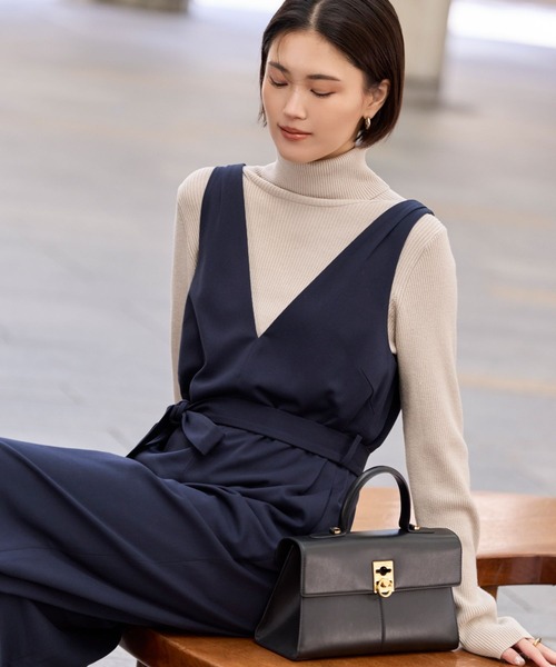 BAYFLOW（ベイフロー）の「【KARENさんコラボ】オールインワン（つなぎ/オールインワン・レディース・グレイッシュベージュ/ネイビー・SMALL/MEDIUM）」の12枚目の写真